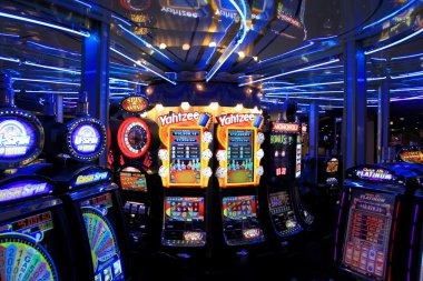 DANA payment method icon and deposit flow on ids388 slot